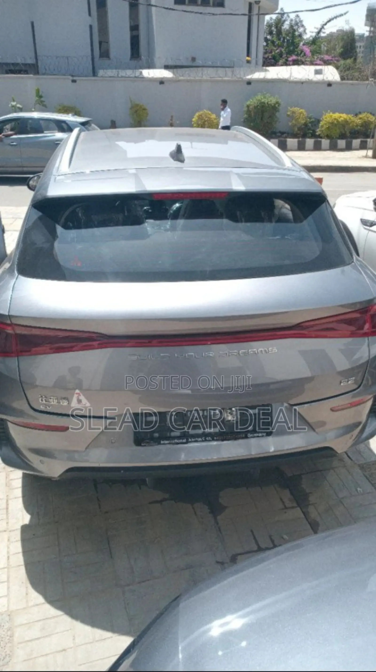 New BYD E2 43 kWh 94 hp FWD 2025 Silver