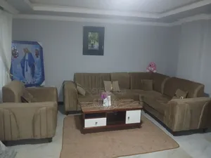 Saling Sofa