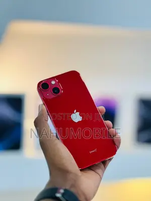 Apple iPhone 13 128 GB Red