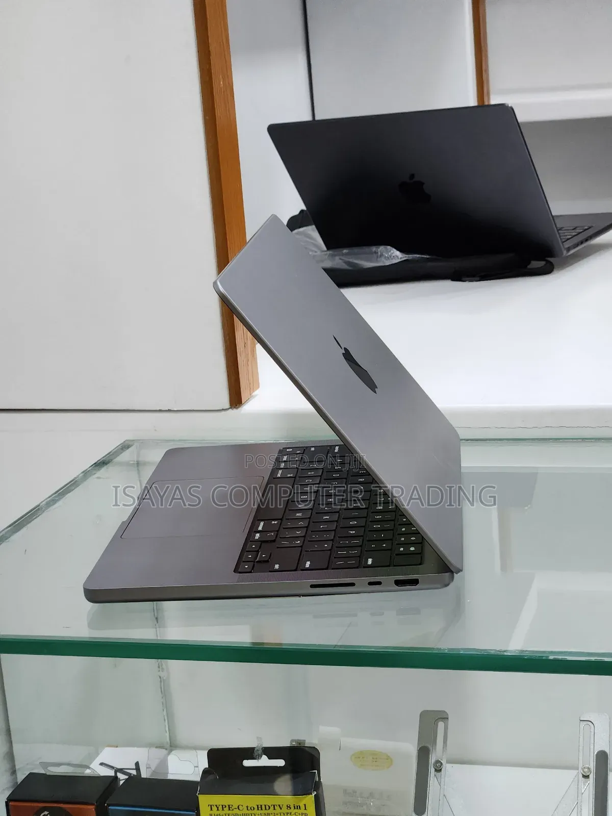 New Laptop Apple MacBook Pro M1 32GB Apple M1 SSD 512GB