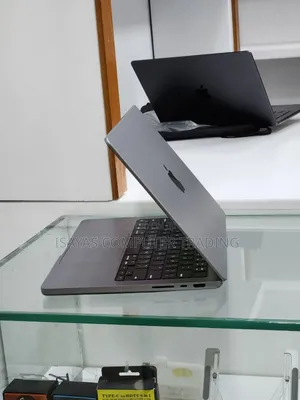 New Laptop Apple MacBook Pro M1 32GB Apple M1 SSD 512GB