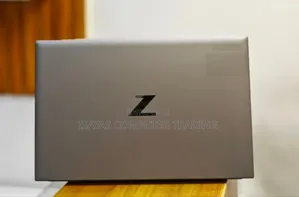 New Laptop HP ZBook Firefly 15 G7 16GB Intel Core I7 SSD 512GB
