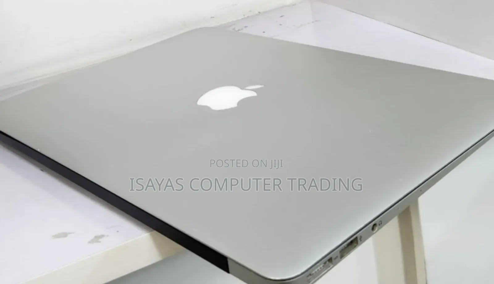 New Laptop Apple MacBook Air 2017 8GB Intel Core I5 SSD 256GB