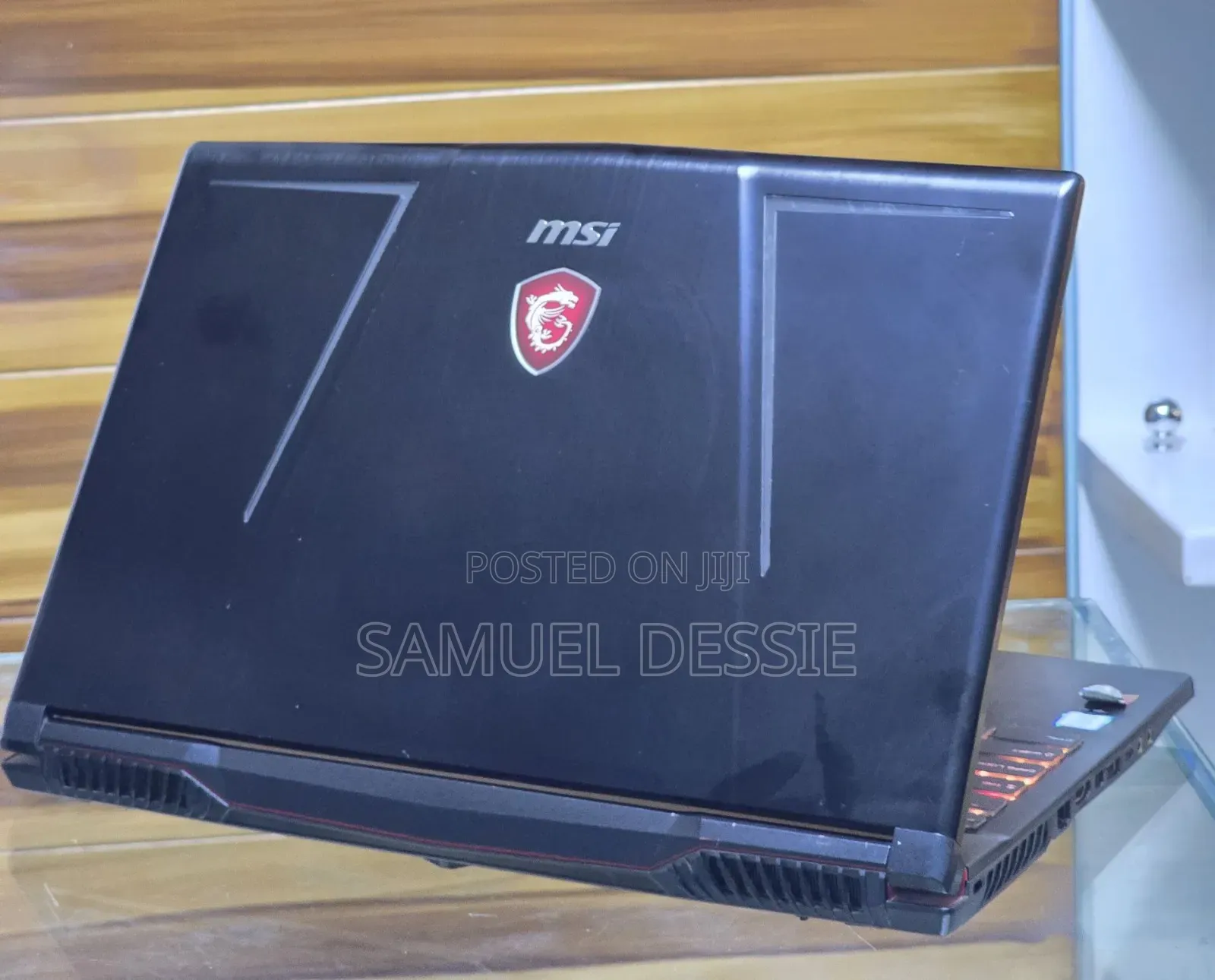 New Laptop MSI 16GB Intel Core I7 SSD 512GB