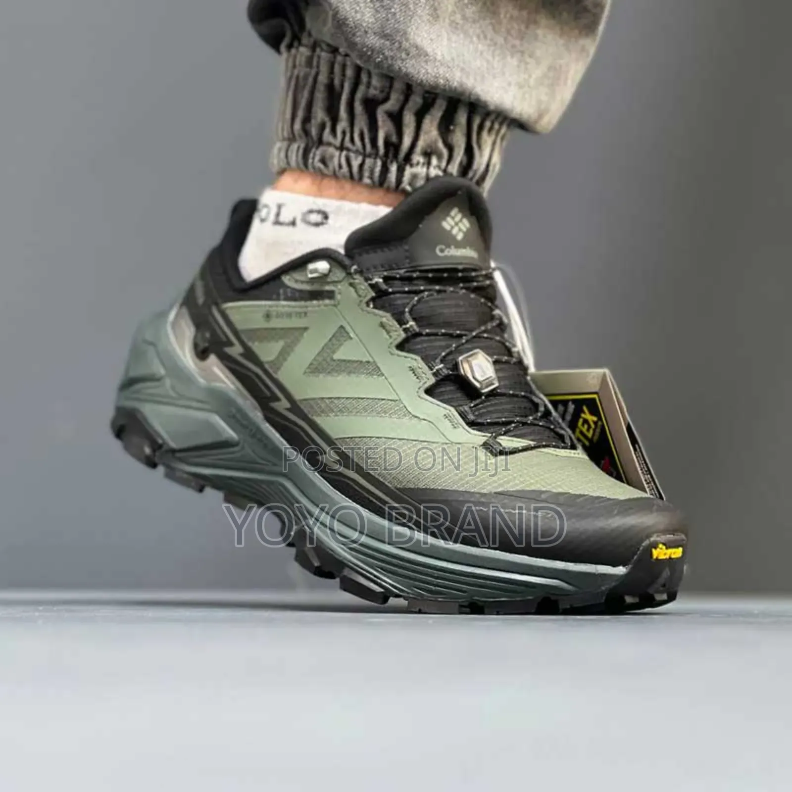 Columbia Vibram Mega Grip Gore-Tex Hiking Sneaker Shoes