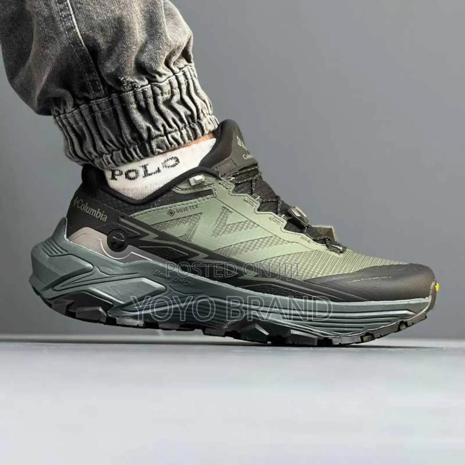 Columbia Vibram Mega Grip Gore-Tex Hiking Sneaker Shoes