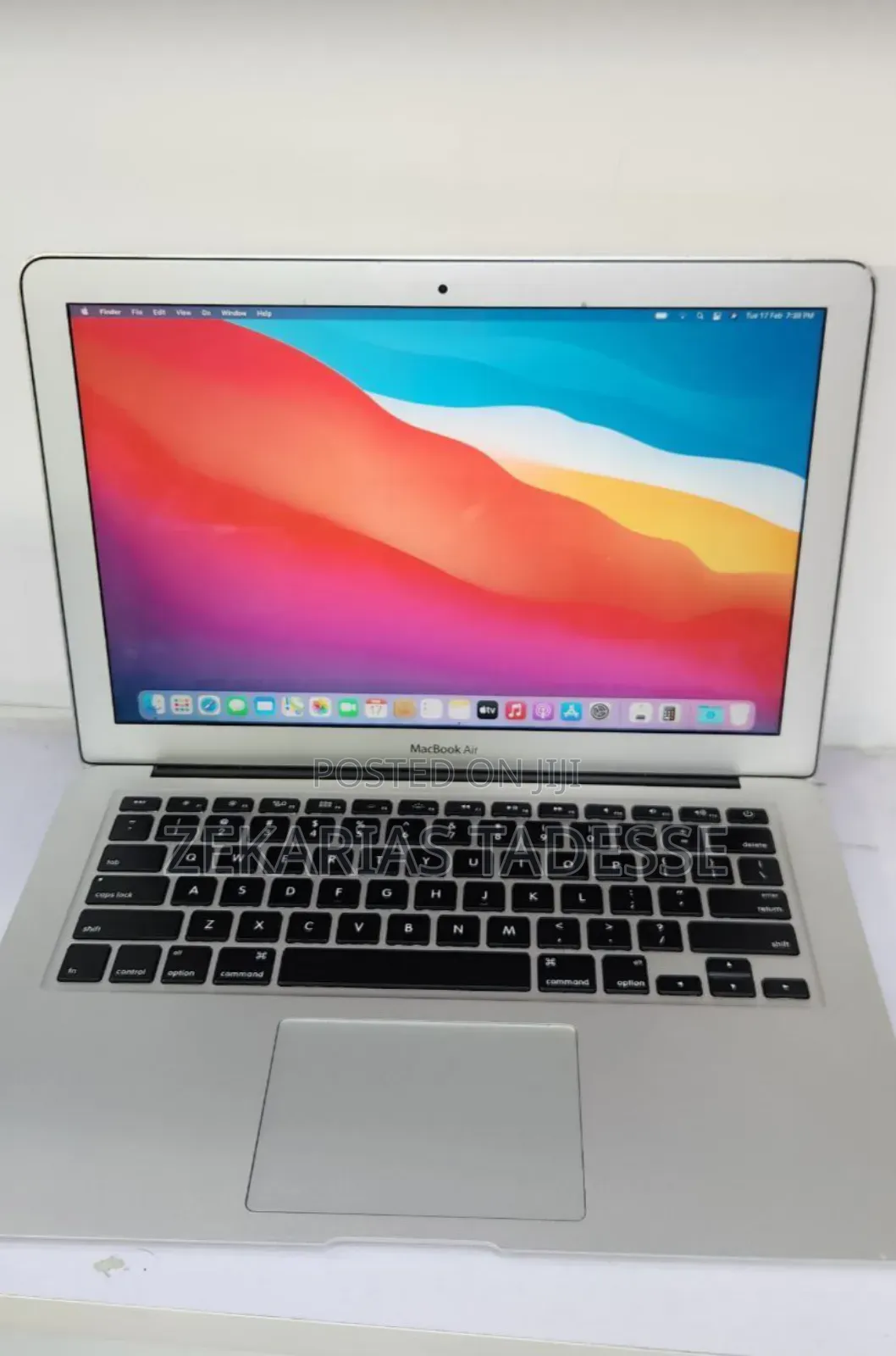 New Laptop Apple MacBook Air 2017 8GB Intel Core I5 SSD 256GB