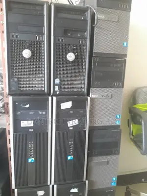 Desktop Computer Dell 2GB Intel Core I3 HDD 160GB
