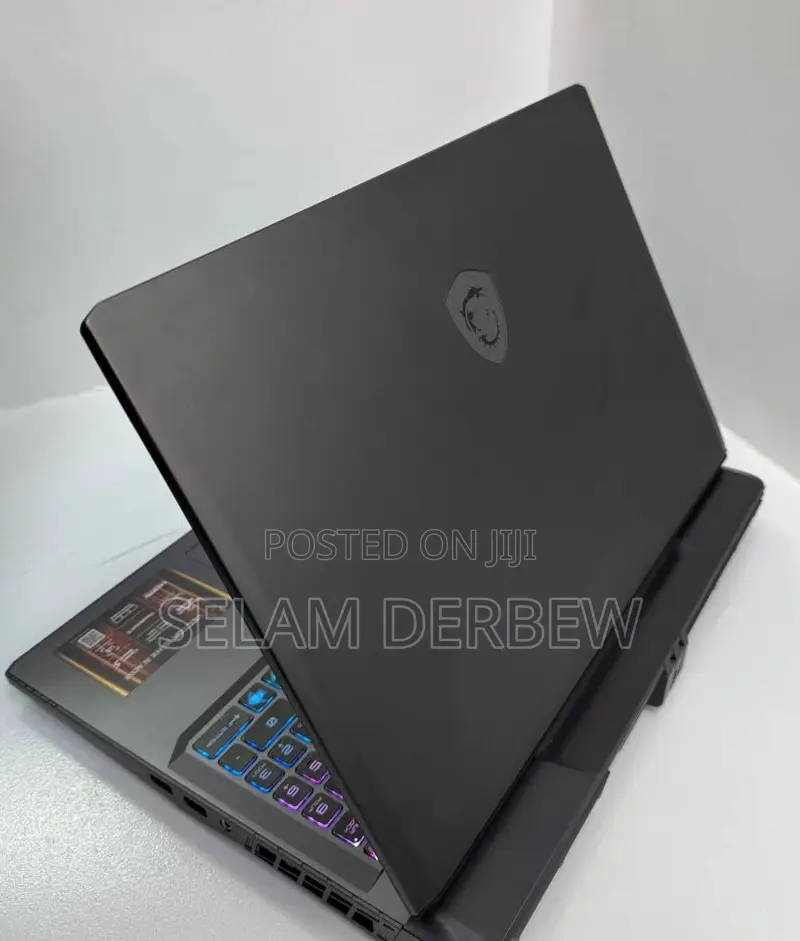 New Laptop MSI Vector 16 HX AI A2XWIG 32GB Intel Core Ultra 7 SSD 512GB
