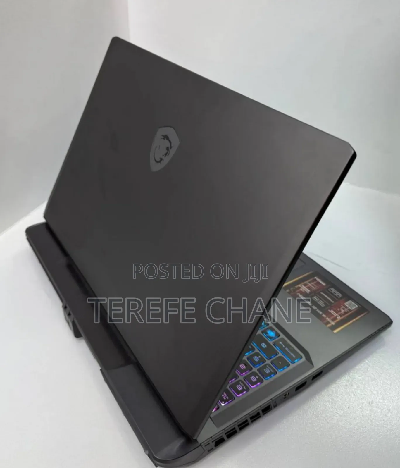 New Laptop MSI Vector 16 HX AI A2XWIG 16GB Intel Core Ultra 7 SSD 512GB