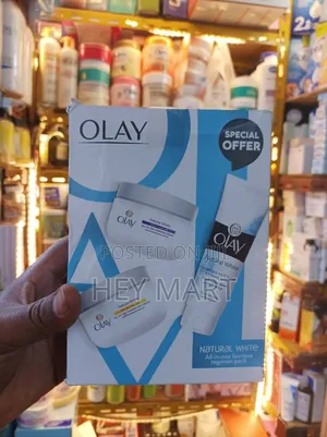 Olay Natural White All-in-One Set