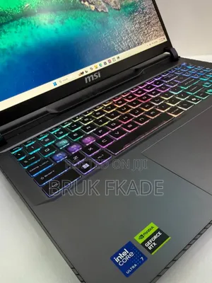 New Laptop MSI CR41-0M 32GB Intel Core Ultra 7 SSD 512GB