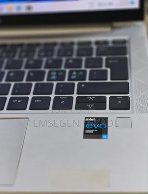 New Laptop HP EliteBook 830 G8 16GB Intel Core i5 SSD 512GB