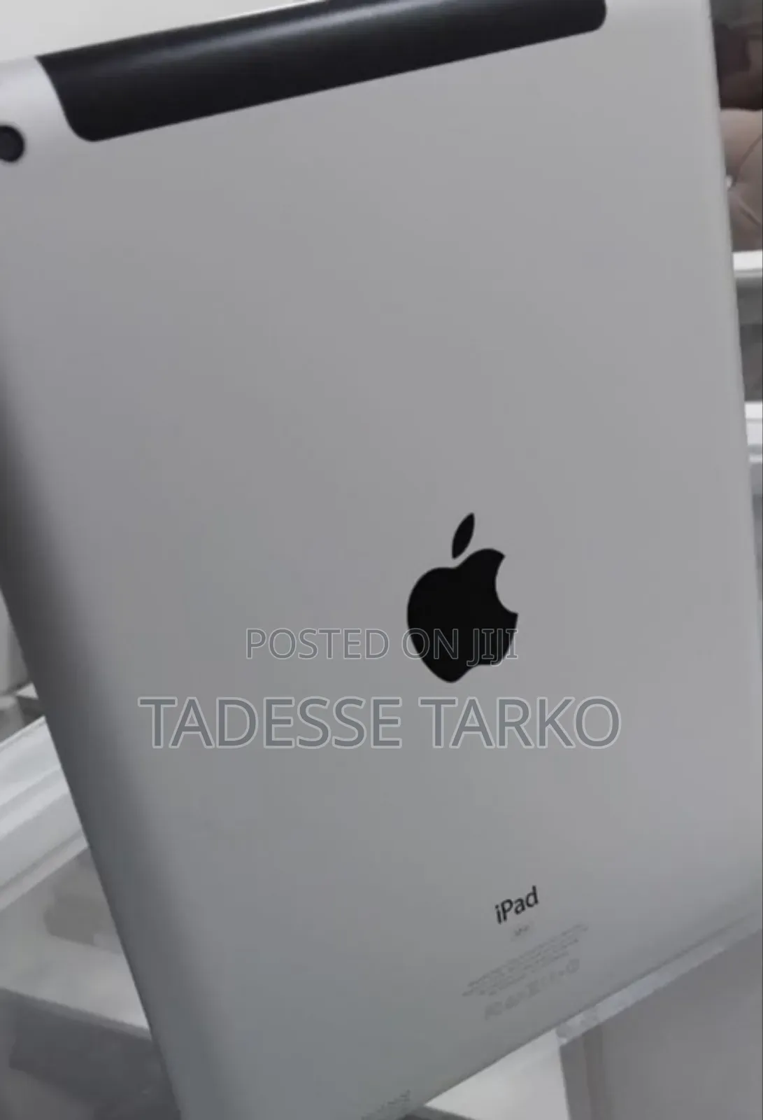 New Apple iPad 9.7 32 GB Silver