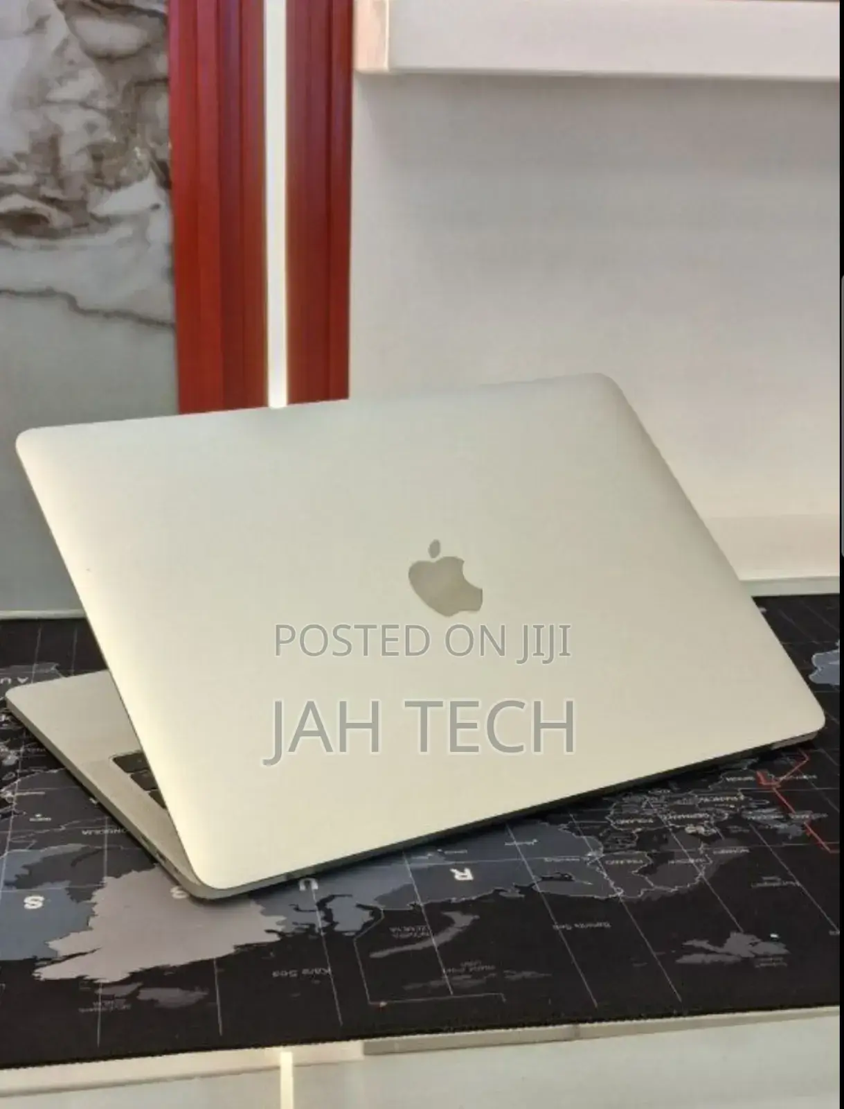 New Laptop Apple MacBook Pro 2016 8GB Intel Core i5 SSD 256GB