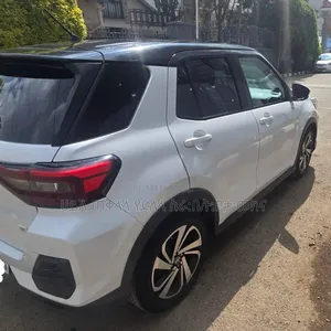 Toyota Raize 2022 White
