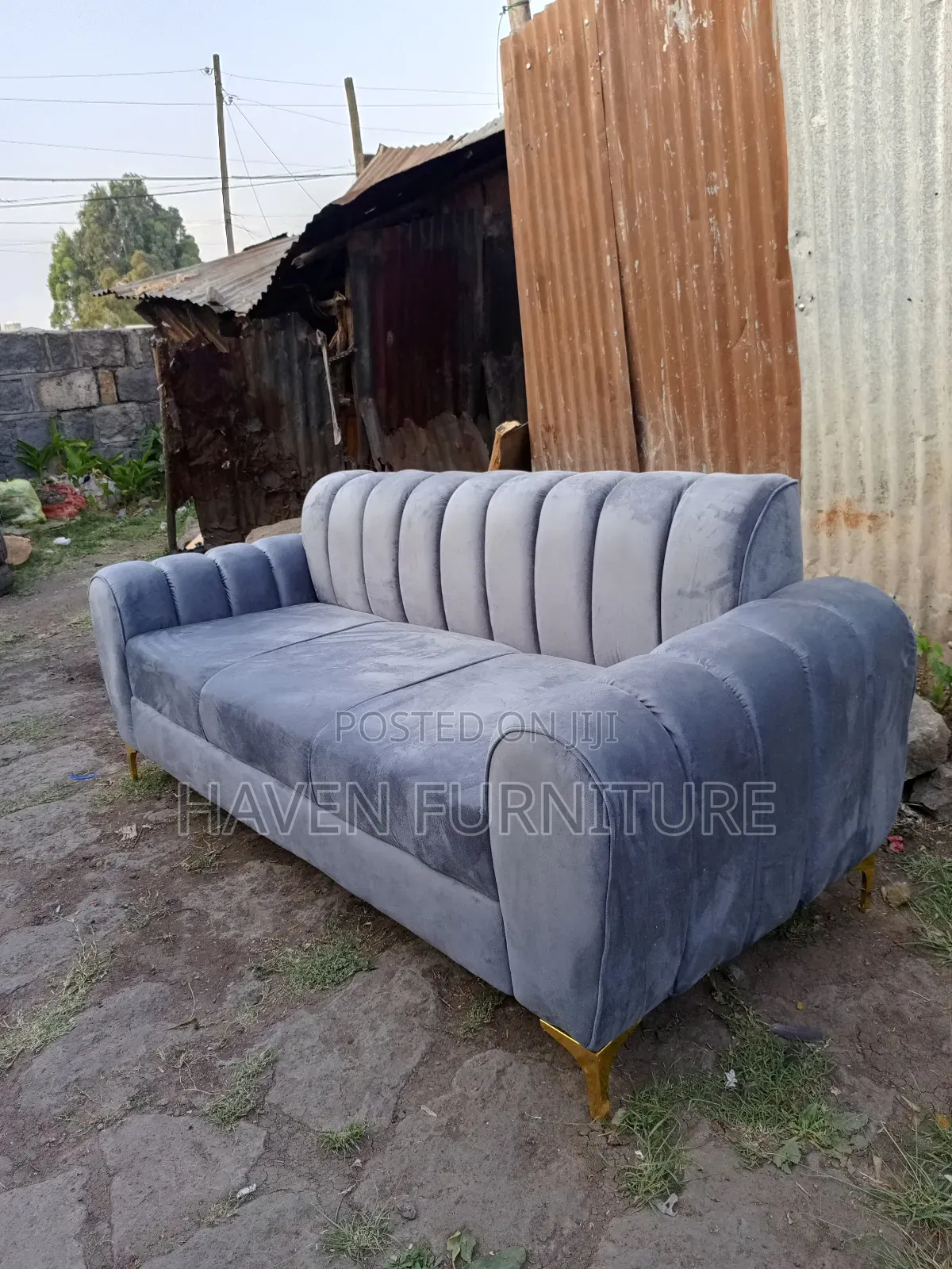 Positive Sofa
