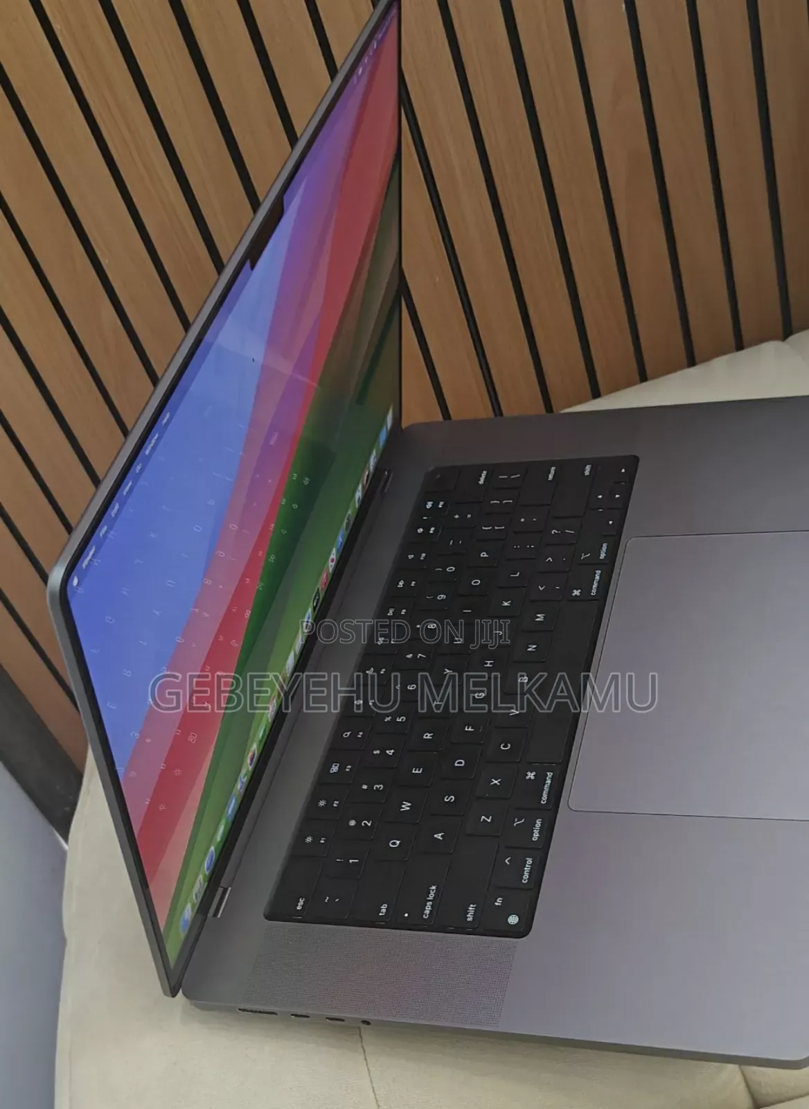 New Laptop Apple MacBook Pro 2021 M1 32GB Apple M1 SSD 512GB