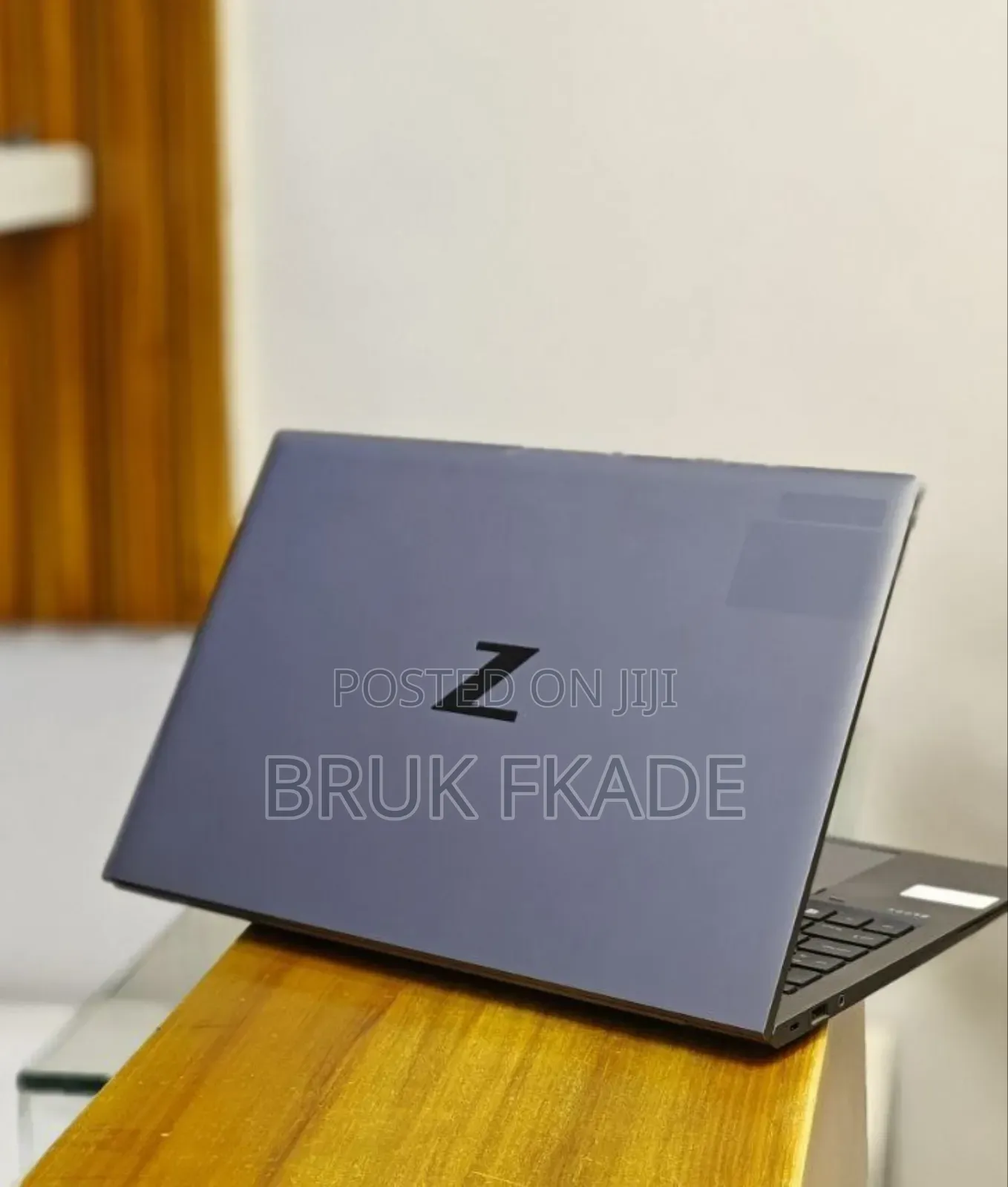 New Laptop HP ZBook Firefly 14 G7 16GB Intel Core i7 SSD 512GB