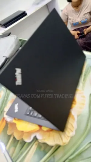 New Laptop Lenovo ThinkPad T14 16GB Intel Core i7 SSD 512GB