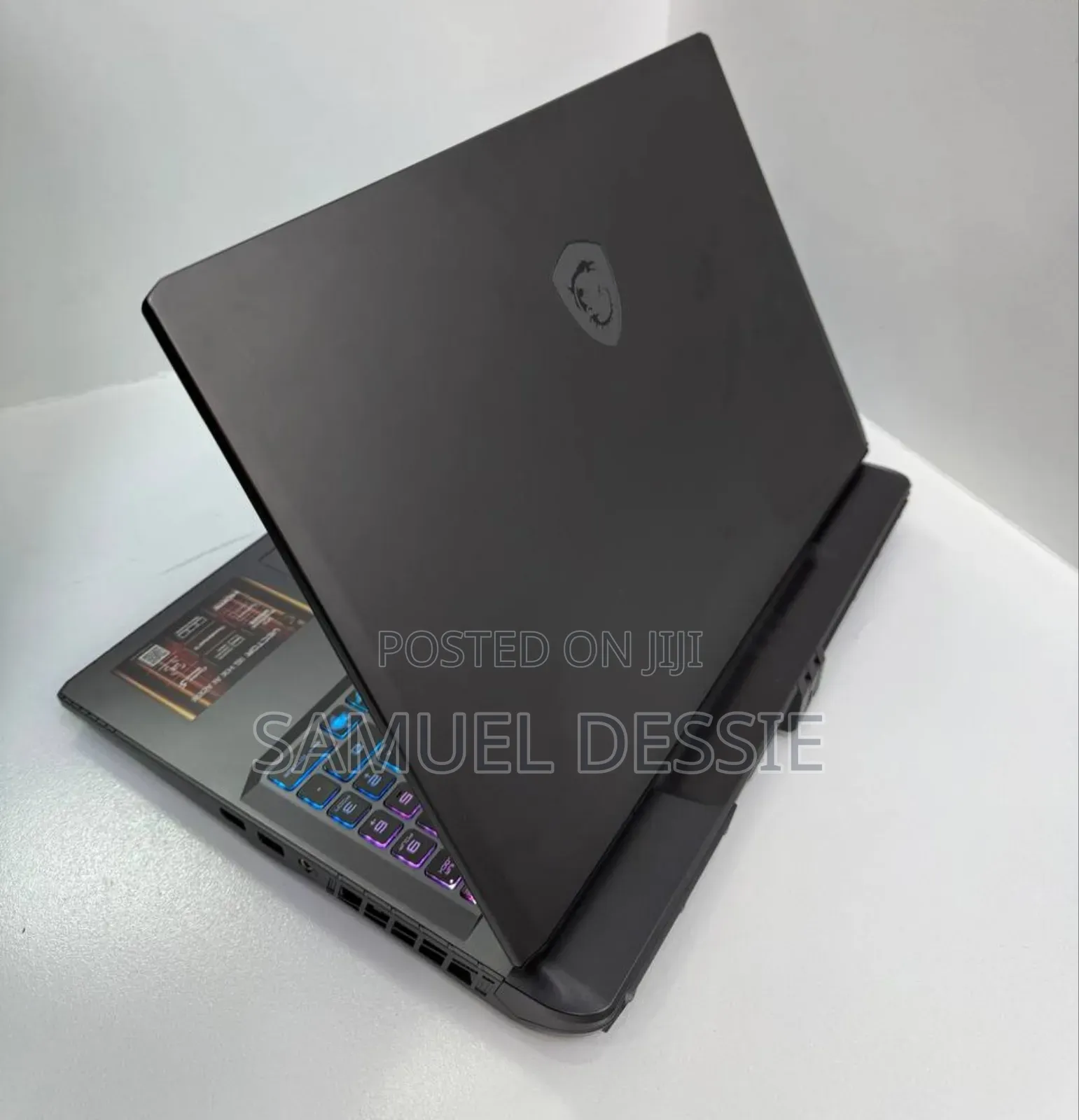 New Laptop MSI Vector 16 HX AI A2XWIG 32GB Intel Core Ultra 7 SSD 512GB