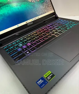 New Laptop MSI Vector 16 HX AI A2XWIG 32GB Intel Core Ultra 7 SSD 512GB