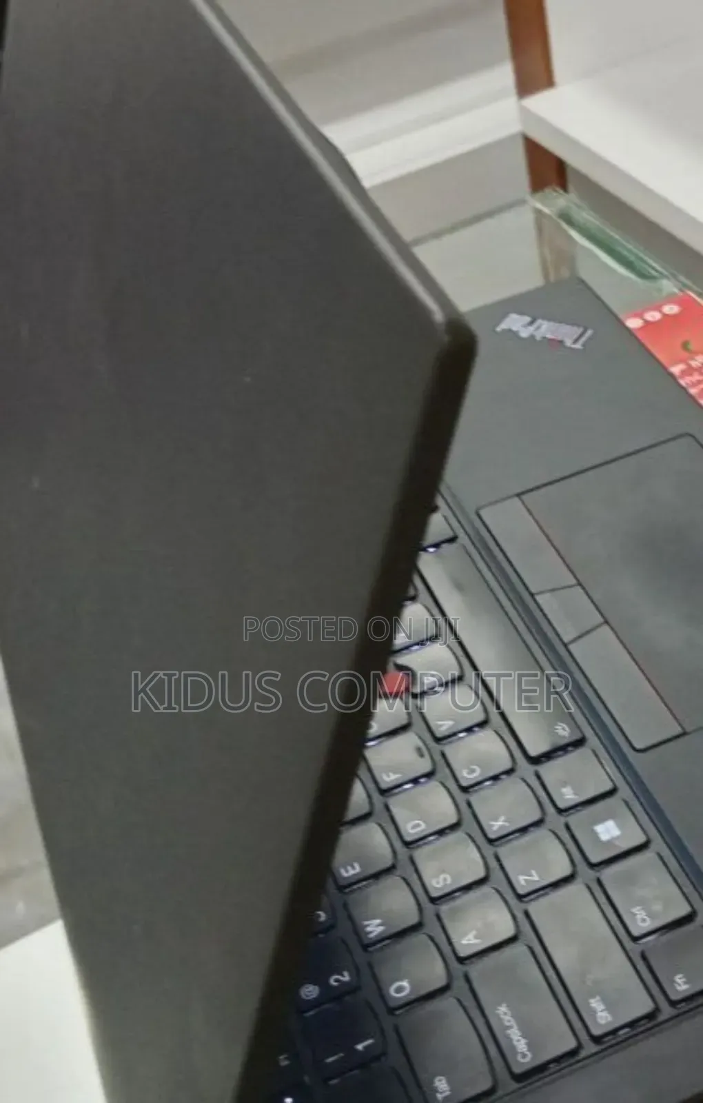 New Laptop Lenovo ThinkPad T14 16GB Intel Core i7 SSD 512GB