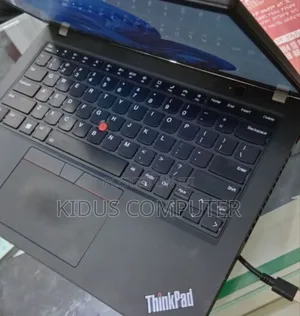New Laptop Lenovo ThinkPad T14 16GB Intel Core i7 SSD 512GB