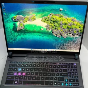 New Laptop MSI Vector 16 HX AI A2XWIG 32GB Intel Core Ultra 7 SSD 512GB