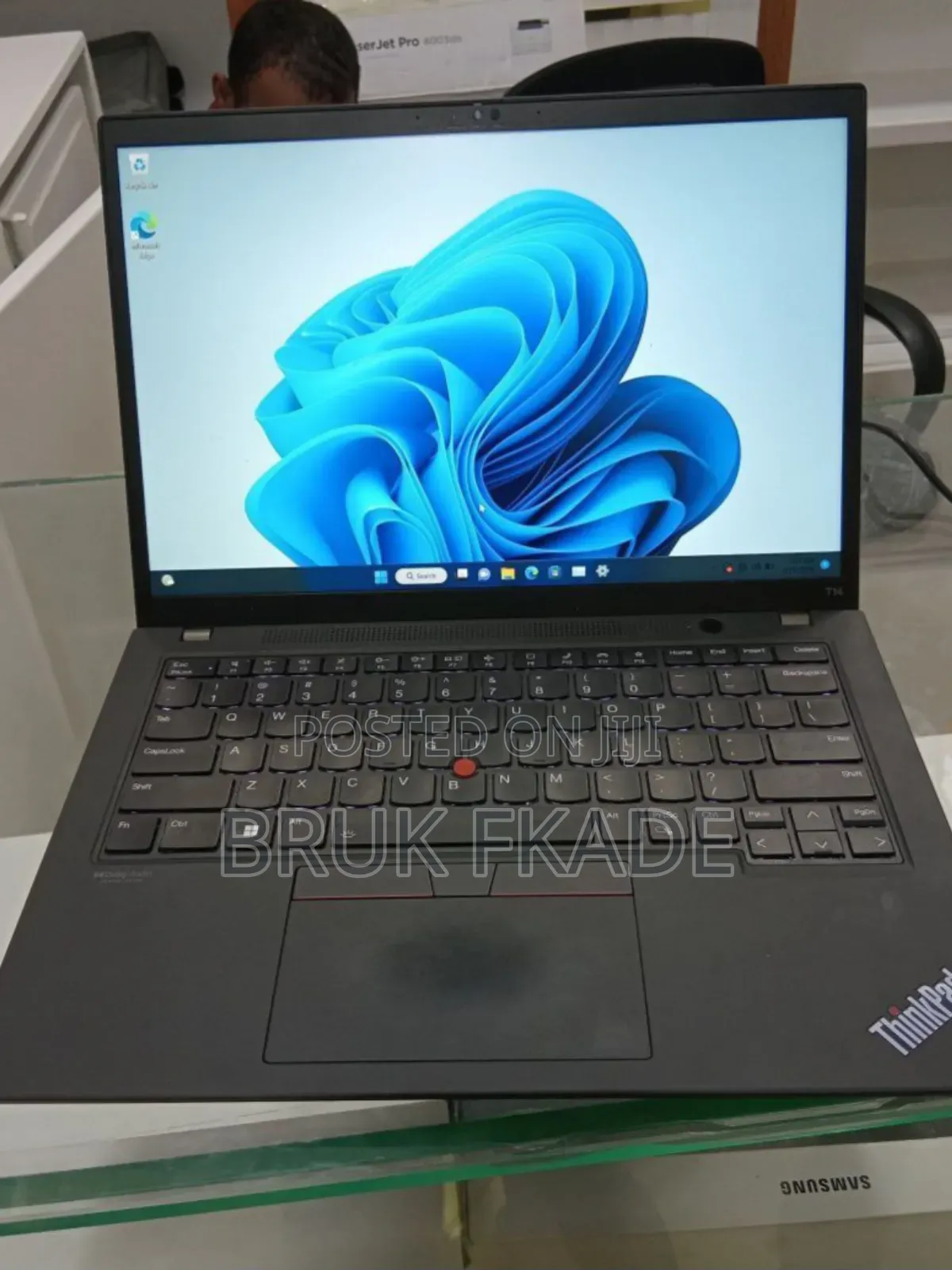 New Laptop Lenovo ThinkPad T14 16GB Intel Core i7 SSD 512GB