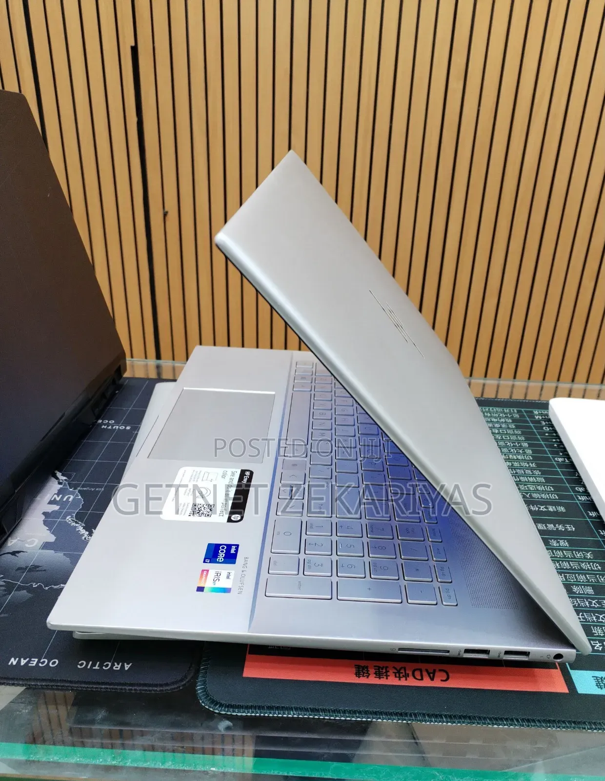 New Laptop HP Envy 17 16GB Intel Core i7 SSD 512GB