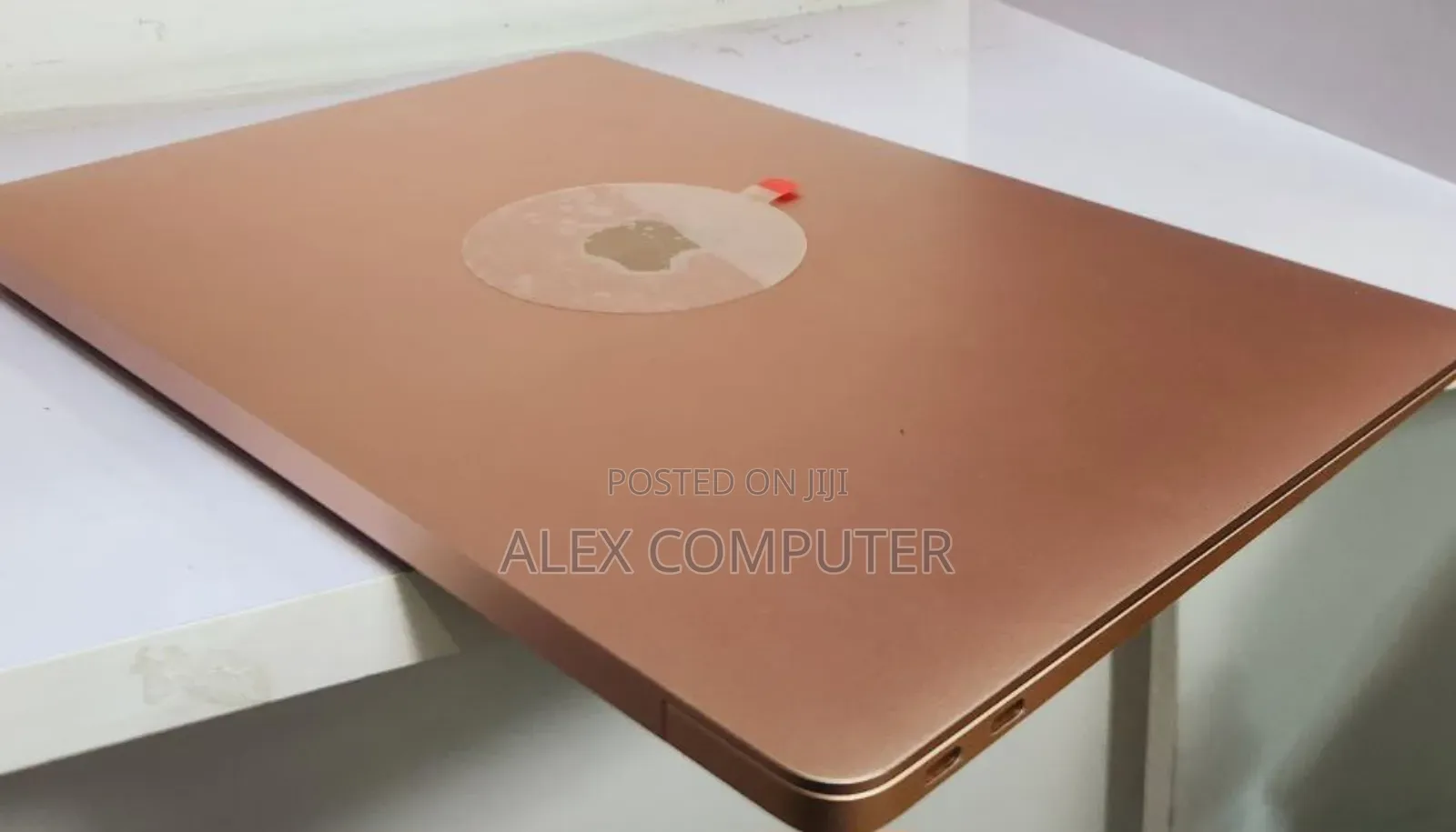 New Laptop Apple MacBook Air 2020 M1 8GB Apple M1 SSD 256GB