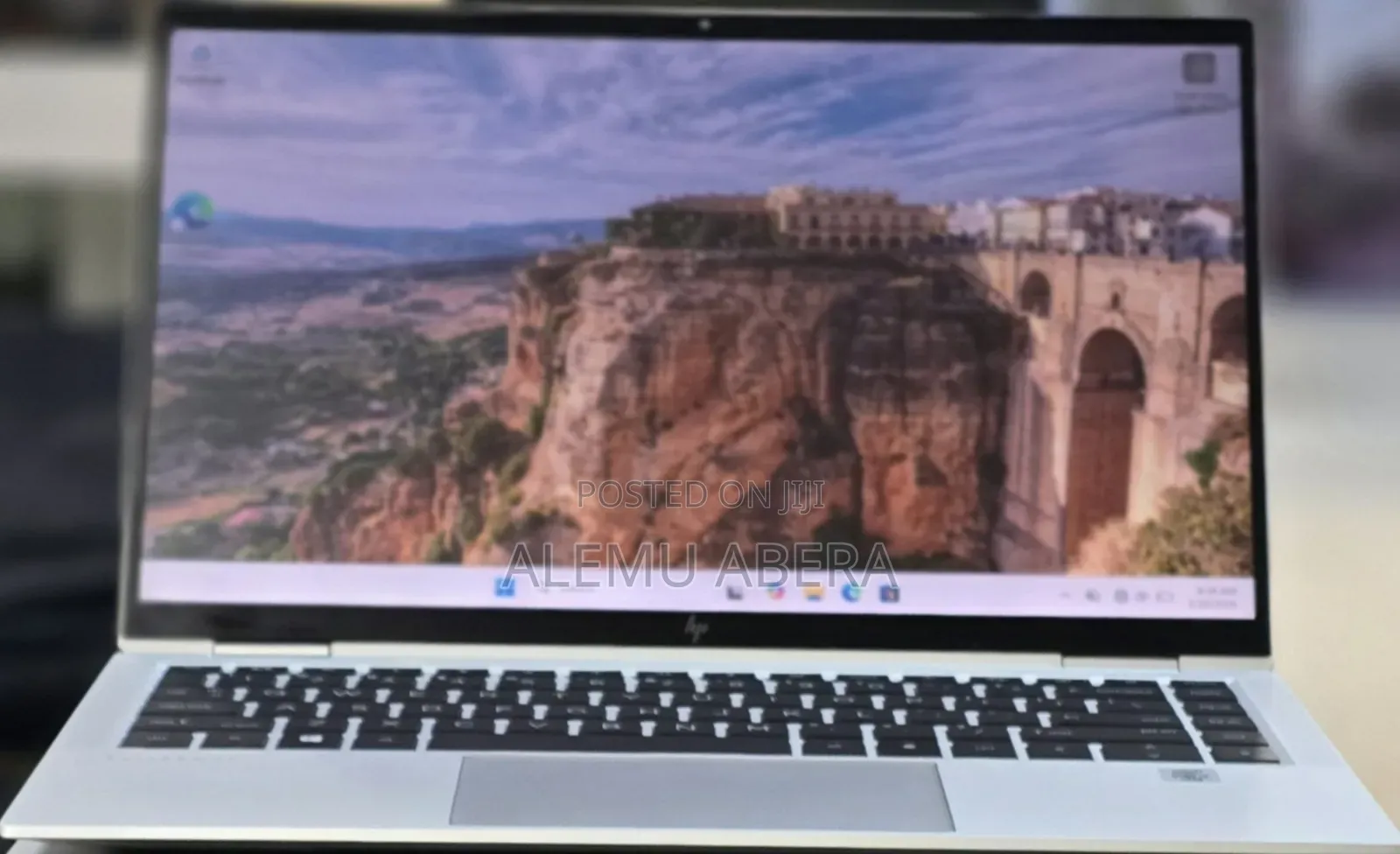 New Laptop HP EliteBook x360 1040 G7 16GB Intel Core i7 SSD 512GB