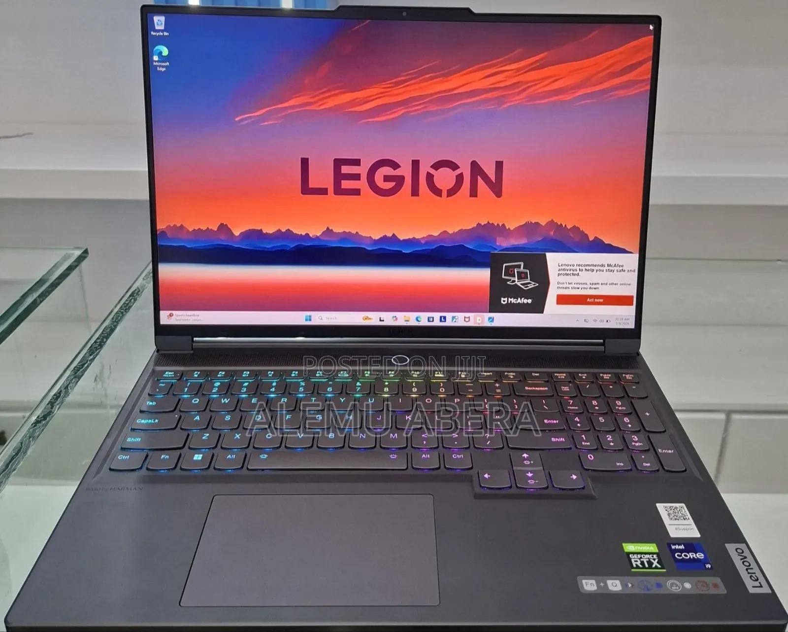 New Laptop Lenovo Legion 7 16GB Intel Core i9 SSD 1T