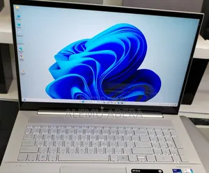 New Laptop HP Envy 15 16GB Intel Core i7 SSD 512GB