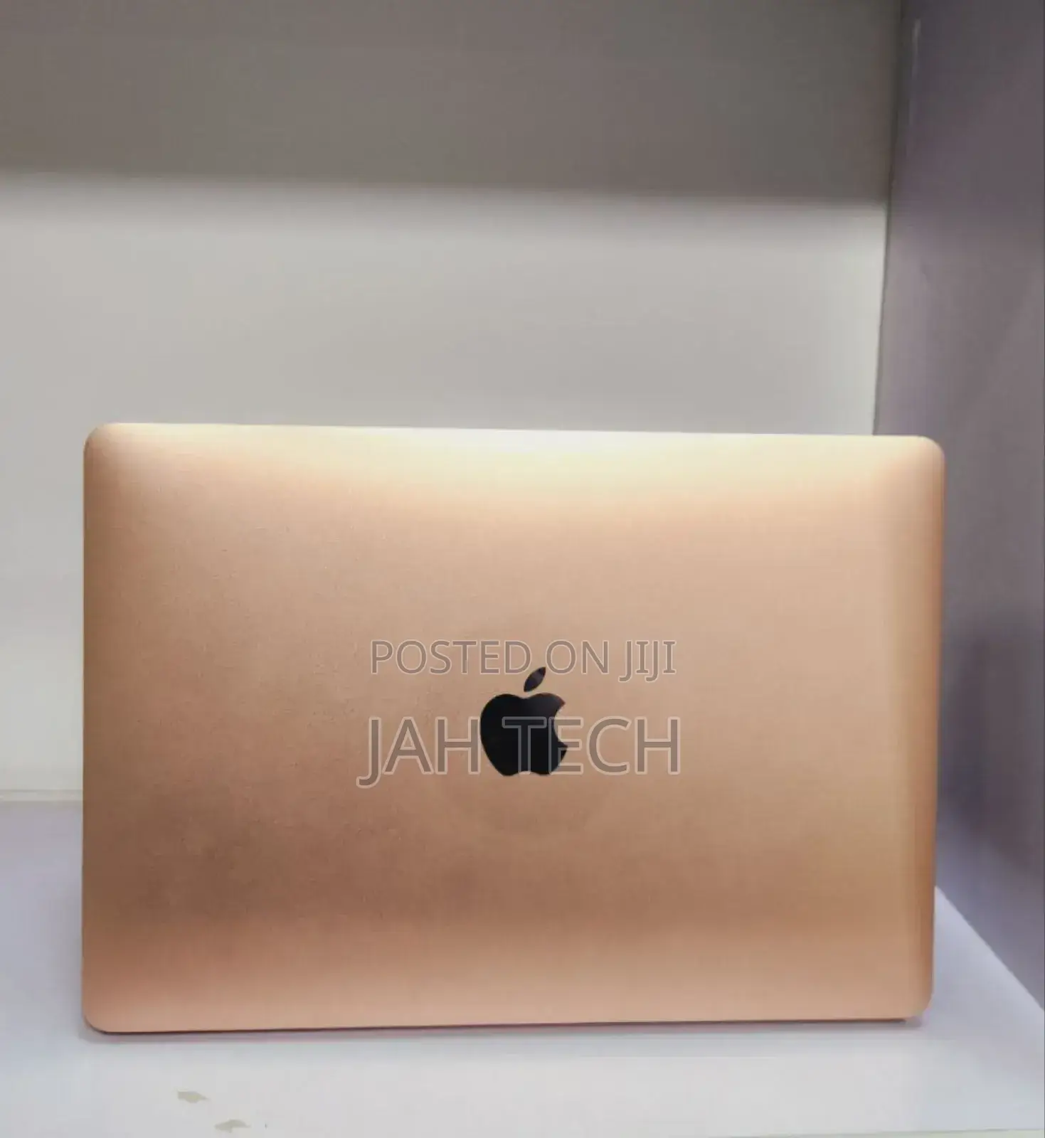 New Laptop Apple MacBook Air 2020 M1 8GB Apple M1 SSD 256GB