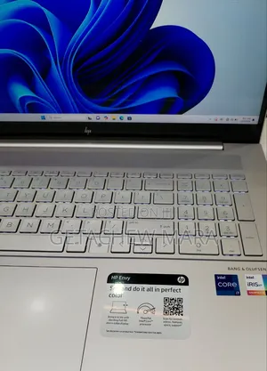 New Laptop HP Envy 13 16GB Intel Core i7 SSD 512GB