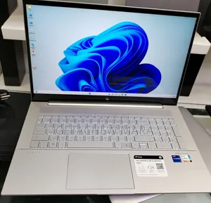 New Laptop HP Envy 13 16GB Intel Core i7 SSD 512GB