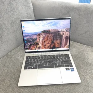 New Laptop HP Dragonfly G3 16GB Intel Core i7 SSD 512GB