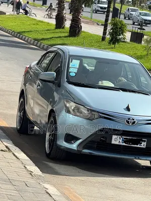 Toyota Yaris 2014 Blue