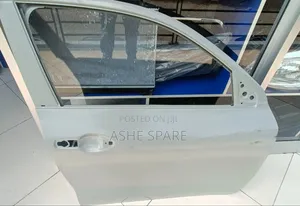 Suzuki Dzire Door Skeleton (ባዶ በር)