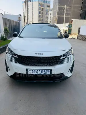 Peugeot 5008 1.2 PureTech 130 2021 White