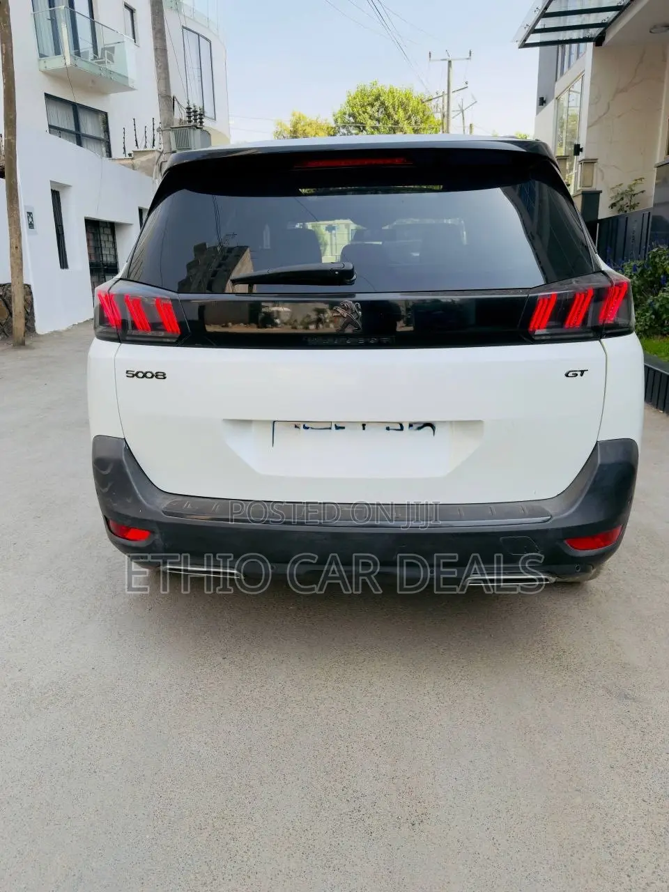 Peugeot 5008 1.2 PureTech 130 2021 White