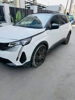 Peugeot 5008 1.2 PureTech 130 2021 White