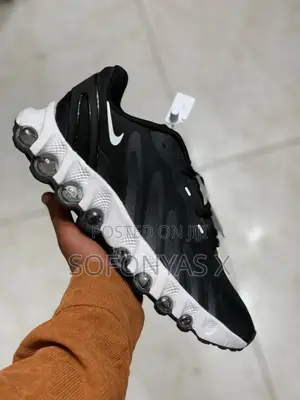 Nike Air Max Dn8
