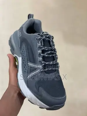Sketchers Men's Sneaker