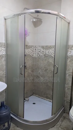 Used Shower Box