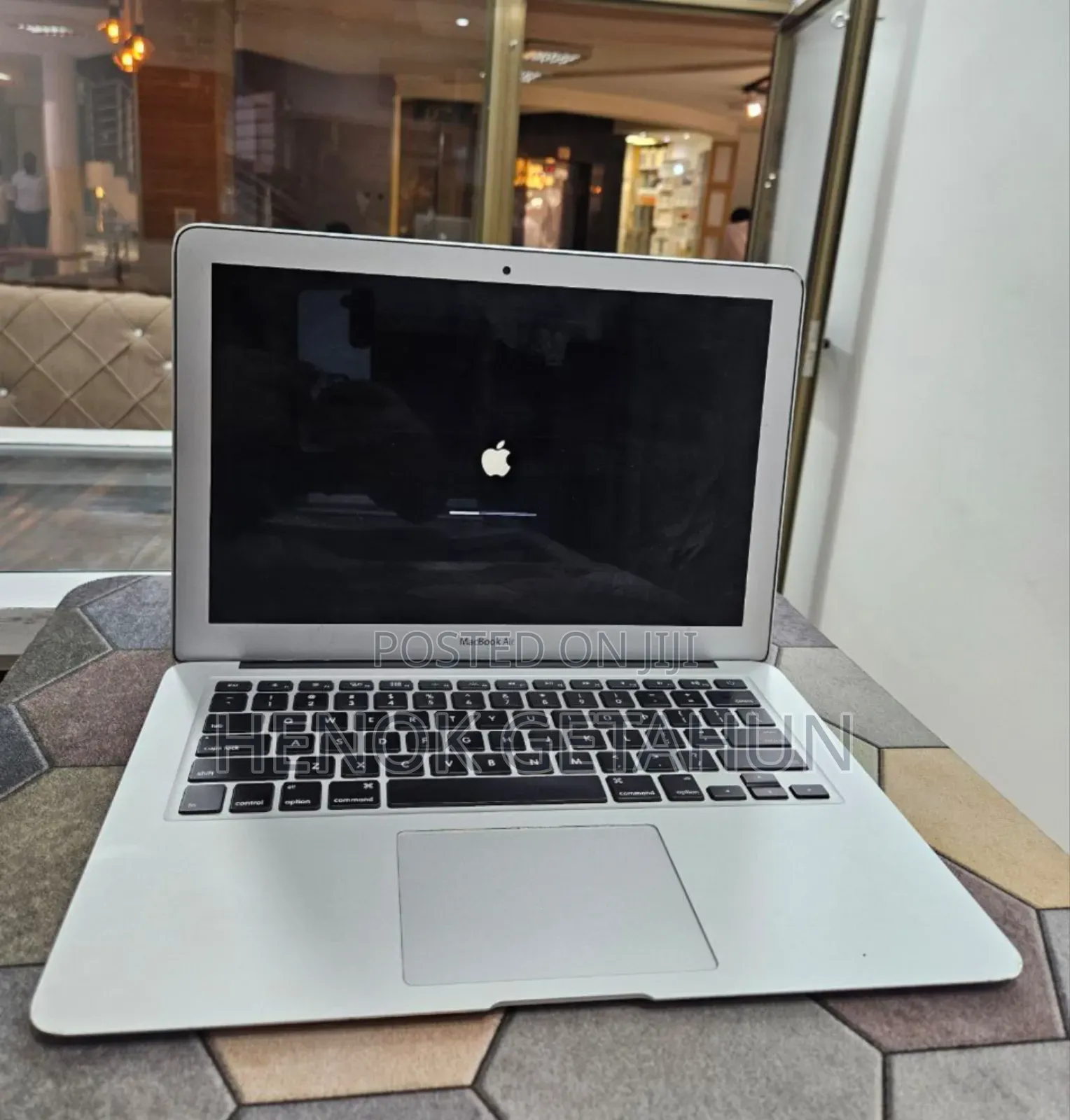 New Laptop Apple MacBook Air 2017 8GB Intel Core i5 SSD 256GB