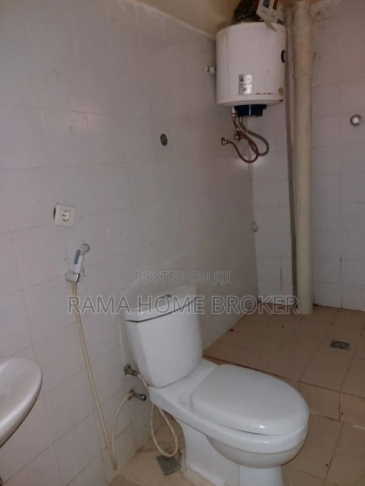Furnished 3bdrm Condo in ቦሌ አራብሳ ኮንዶሚኒየም, Yeka for sale