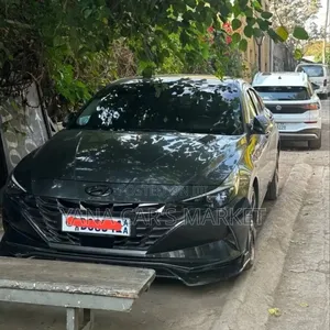 Hyundai Avante 2021 Gray